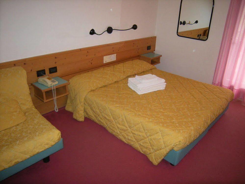 Albergo Pozzole Stava Buitenkant foto